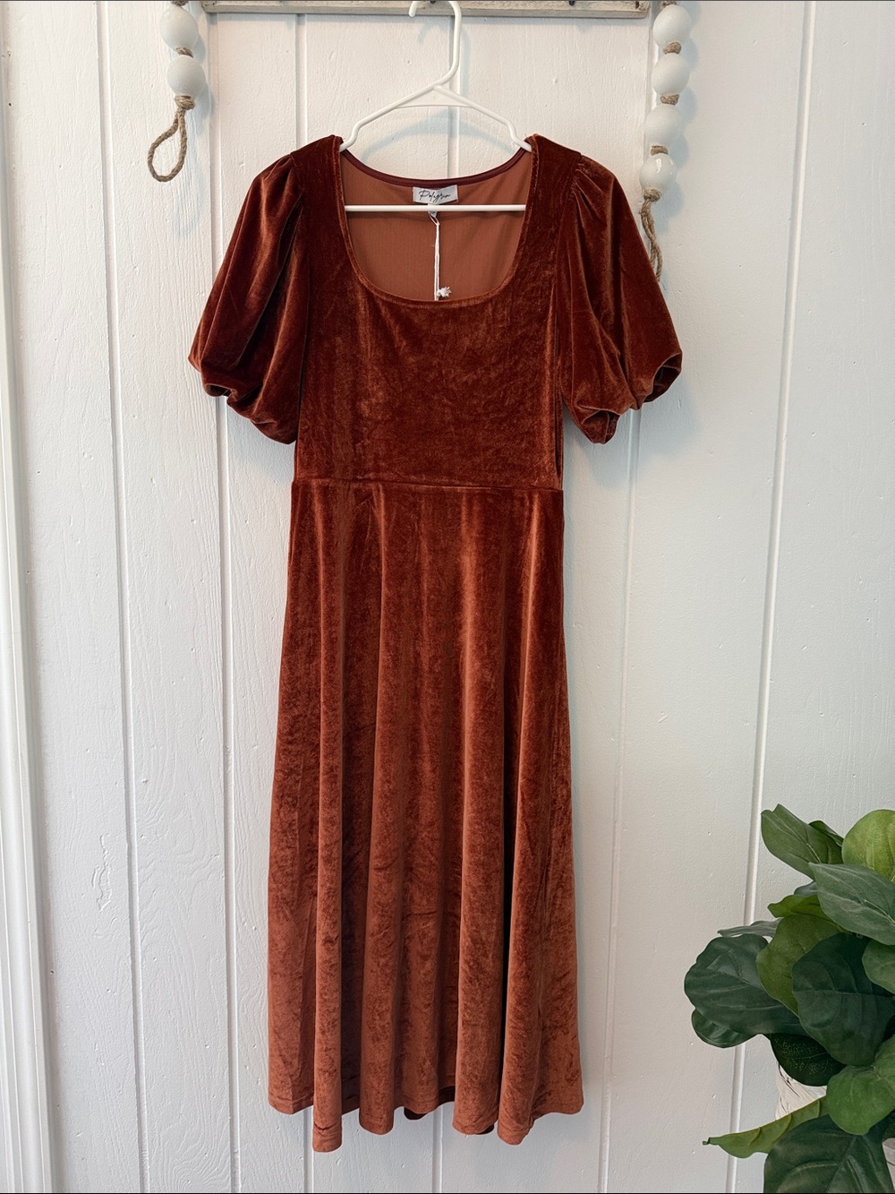 NWT Velvet Puff-Sleeve Midi Dress